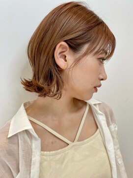 トルネード(TORNADO) オレンジ シルキーベージュ 外ハネパーマ 切りっぱなしボブ t87