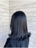 ツヤが最高な潤うミディアムスタイル