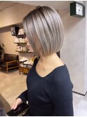 美髪/ホワイトグレージュ/こなれミディ[渋谷/渋谷駅]