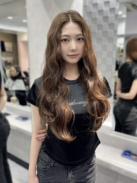 ジーナ 名駅(XENA.) 《karen》ブラウン/ベージュ/ウェーブヘア/韓国ヘア/レイヤー