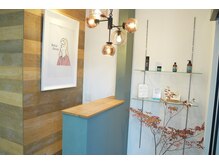 ベラ(Bella)の雰囲気（毎週季節の花々でお出迎え）