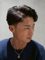 メッツ 原宿(METS)&nbsp;MEN'S/毛流れサイドパート×フェード/ビジネスヘア/黒髪