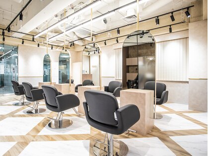 エイト ホワイト 札幌駅前店(EIGHT white)の写真
