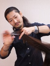 ギフト ヘアーアンドライフドレッサーズ(gift Hair&Life Dressers) 金田 豊