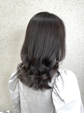 マイル 渋谷(mile) 大人かわいい美髪ネビージュ/くびれヘア[渋谷駅]