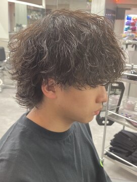 フィフスワン(fifth one) ツイストスパイラルパーマツイストパーマメンズマッシュウルフ