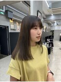 切りっぱなしミディアムオリーブ透明感カラー