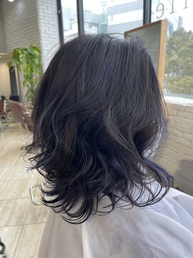 スイ(sui) 愛されミディー/ブルーハイライト