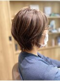 【ショートヘア】お顔を包む大人のスタイリッシュショート