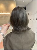 【山崎あゆみ】ミディアムレイヤー　オリーブグレージュ