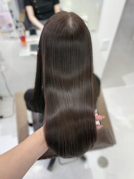 ハピネス 梅田茶屋町店(HAPPINESS) 韓国風/レイヤーカット/顔周り/顔まわり/髪質改善/ベージュ