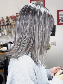 ブレイズヘアー(BLAZEhair) 【筋感抜群】ホワイトグレージュバレイヤージュ×ブリーチ２回