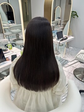 ロンドルピナス 小倉(Lond Lupinus) ミディアムヘア暗めカラー/デザインカラー/フェイスフレーミング