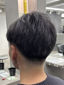 オーバルバイアピッシュ(OVARL by apish) メンズベリーショート/フェードカット/テーパーフェード