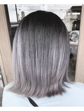 トリニティ(trinity) ブリーチカラーシャドールーツ【豊見城・南風原・与那原】