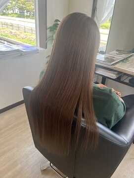 コア フィール ア デイ(COIFFURE A DAY) 《見附 今町》M3Dカラーハイトーンアッシュ スーパーロング