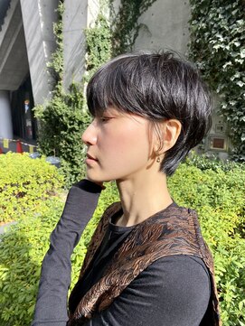 ハルキ ミナト ジャパン オオサカ(HARUKI MINATO japan OSAKA) 40代50代小顔似合わせカットくびレイヤーエモージュ大人可愛い