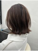 くびれボブ グレージュ