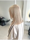 ホワイトベージュ
