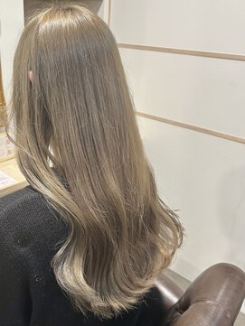 キング(K!ng) オリーブベージュ