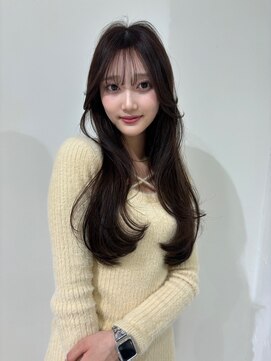 ミラ 新宿(MILA) メルティカラーフェミニンロング似合わせカット韓国ブリーチなし