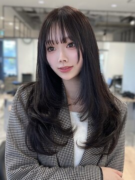 アイヴィ 表参道(IVY) 韓国レイヤーカット ロングレイヤーシースルーバング グレージュ