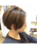 ショートボブ
