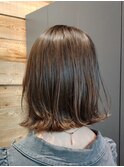 大人かわいいオリーブフェザーボブ