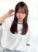耳かけミディアムレイヤーカット