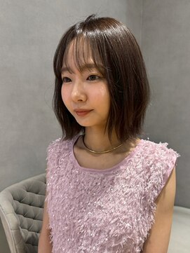 ジルバイジアン(JILL by GIEN) ミディアムカット/透明感カラー/ダークグレージュ