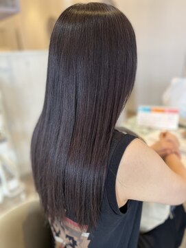 ハグクレア(HUG CLAIRE) カットカラートリートメントダークグレージュロング春日井市