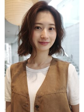 ビュートリアム 南青山(BEAUTRIUM) レイヤーボブ海外ボブ大人ボブ小顔ボブウェーブヘア表参道30代