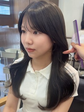 ビューネオ(VIEW NEO) ふわっと動くレイヤーカット/韓国ヘア/顔周りカット/谷町四丁目