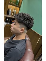 ヒロギンザバーバーショップ 丸の内店(HIRO GINZA BARBER SHOP) スパイキーアイロンパーマ