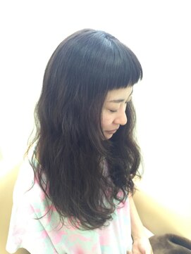 カノア(Kanoa) 抜け感があるパーマ