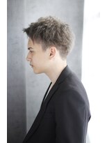 シュシュット(chouchoute)&nbsp;かき上げビジネスショートレイヤーコンマヘアツイストパーマ/011