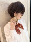 耳かけ/ショートボブ/フォギーベージュ/ウェーブパーマ【江角】