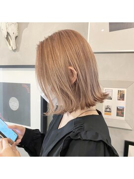 ジーナ(XENA) 【光】pink beige