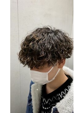 エルオム(EL.HOMME) 波巻きパーマ/刈り上げマッシュ