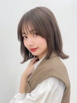 大人可愛い大人美人小顔カットふんわりカールショコラアッシュ