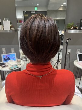 ステラバイケンジ(STELLA by KENJE) 姫カットカールセミディシアーカラー