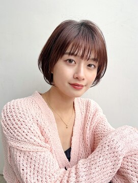 トルネード(TORNADO) 大人ショート前髪あり丸みひし形丸顔面長絶壁K20250108