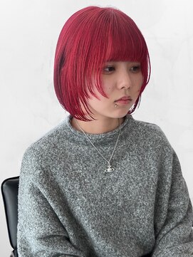 ユニバース(UNIVERSE.) 顔周りレイヤー×ボブ