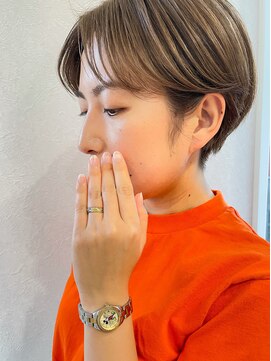 メロウ 神戸三宮(mellow) ハンサムショート