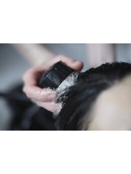 【マーブ付きで頭皮ケアも】再現性の高いスタイルで好印象に！