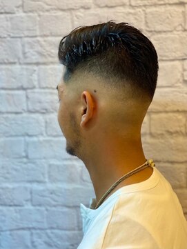 グレイスフルバーバー 赤坂見附店 赤坂で人気！ビジネススキンフェード！