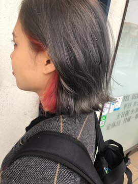 メゾンドルル(Maison de LuLu) アッシュグレージュ+インナーカラー