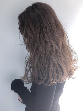 チェルシー 梅田(CHELSEA) ［CHELSEA］外国人風プラチナグラデーション☆お客様スタイル