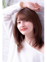 エルデ ナインズ ヘアー スタンド 川口店(elde 9's HAIR STAND)&nbsp;ピンクベージュorインナーグレージュの厚めバング大人ヘア