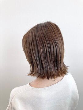 プラスディー(+D) 外はねボブ